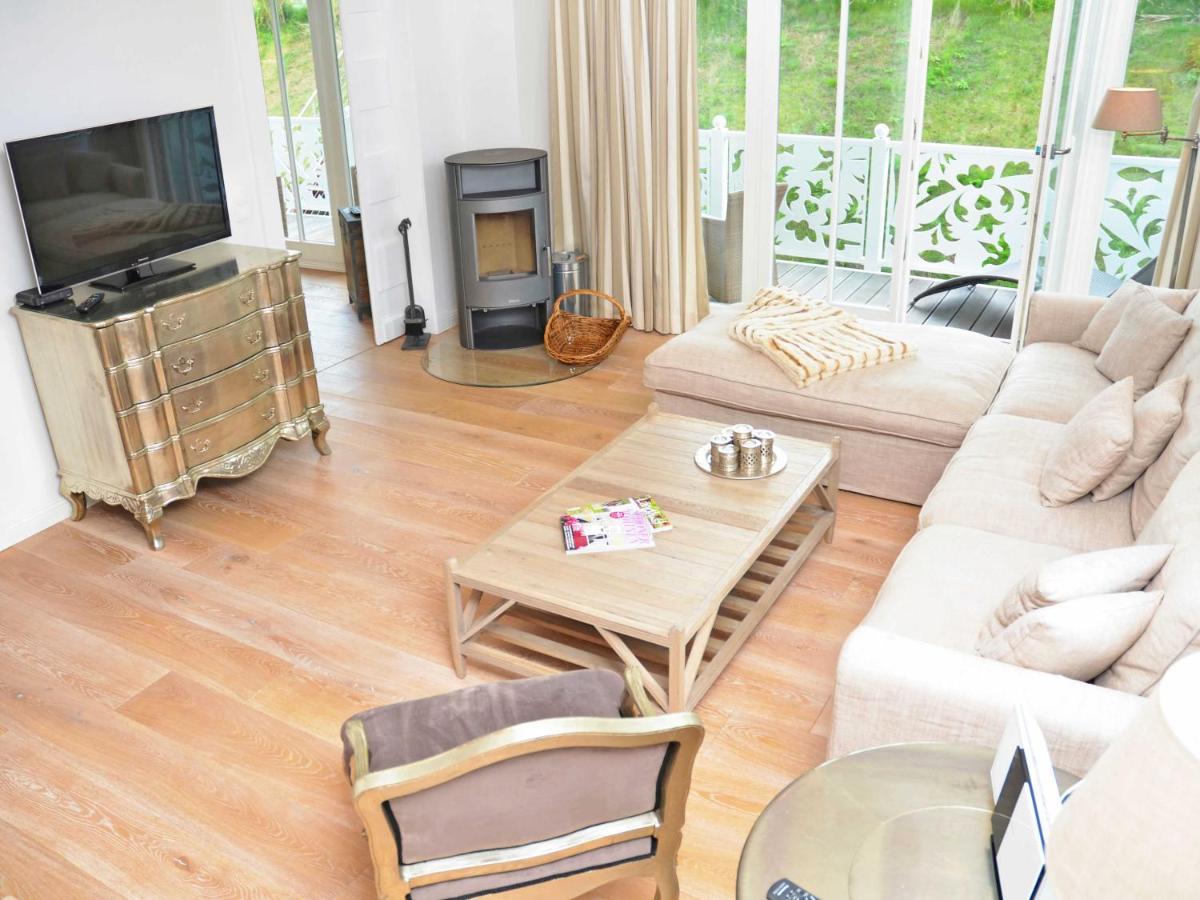 Villa "Johanna" Sellin - Wg13 Mit Kamin Und Zwei Balkonen Luaran gambar