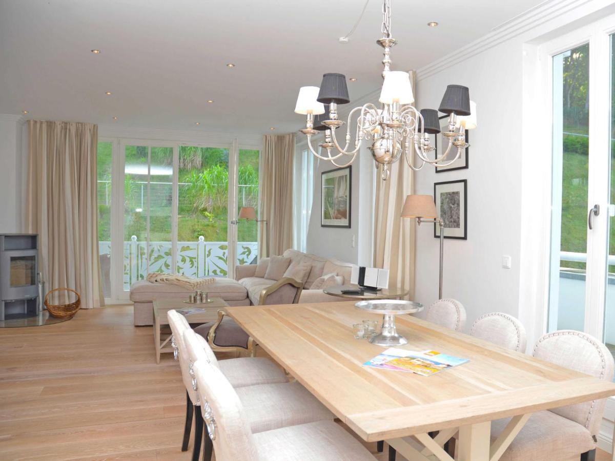 Villa "Johanna" Sellin - Wg13 Mit Kamin Und Zwei Balkonen Luaran gambar