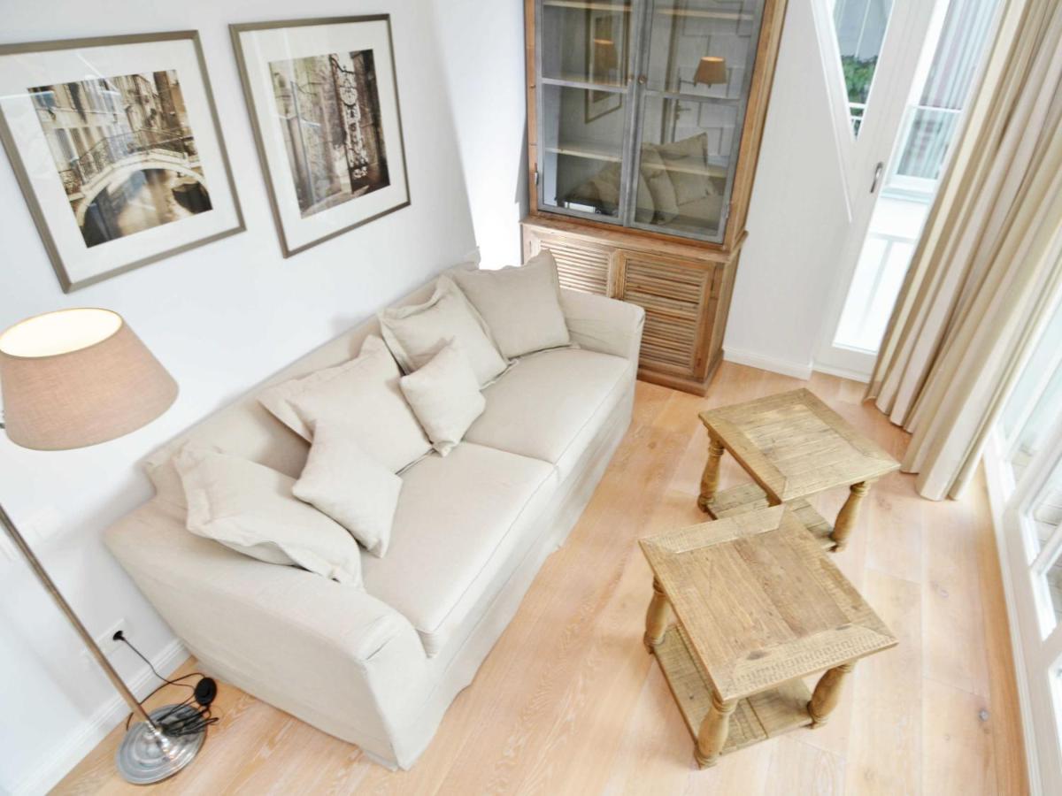 Villa "Johanna" Sellin - Wg13 Mit Kamin Und Zwei Balkonen Luaran gambar