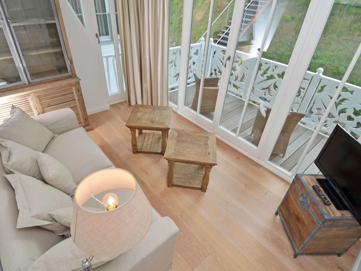 Villa "Johanna" Sellin - Wg13 Mit Kamin Und Zwei Balkonen Luaran gambar